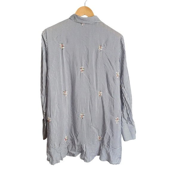 Zara Striped Flowing Embroidered Floral Blouse Blue White Women’s Small - Picture 4 of 12